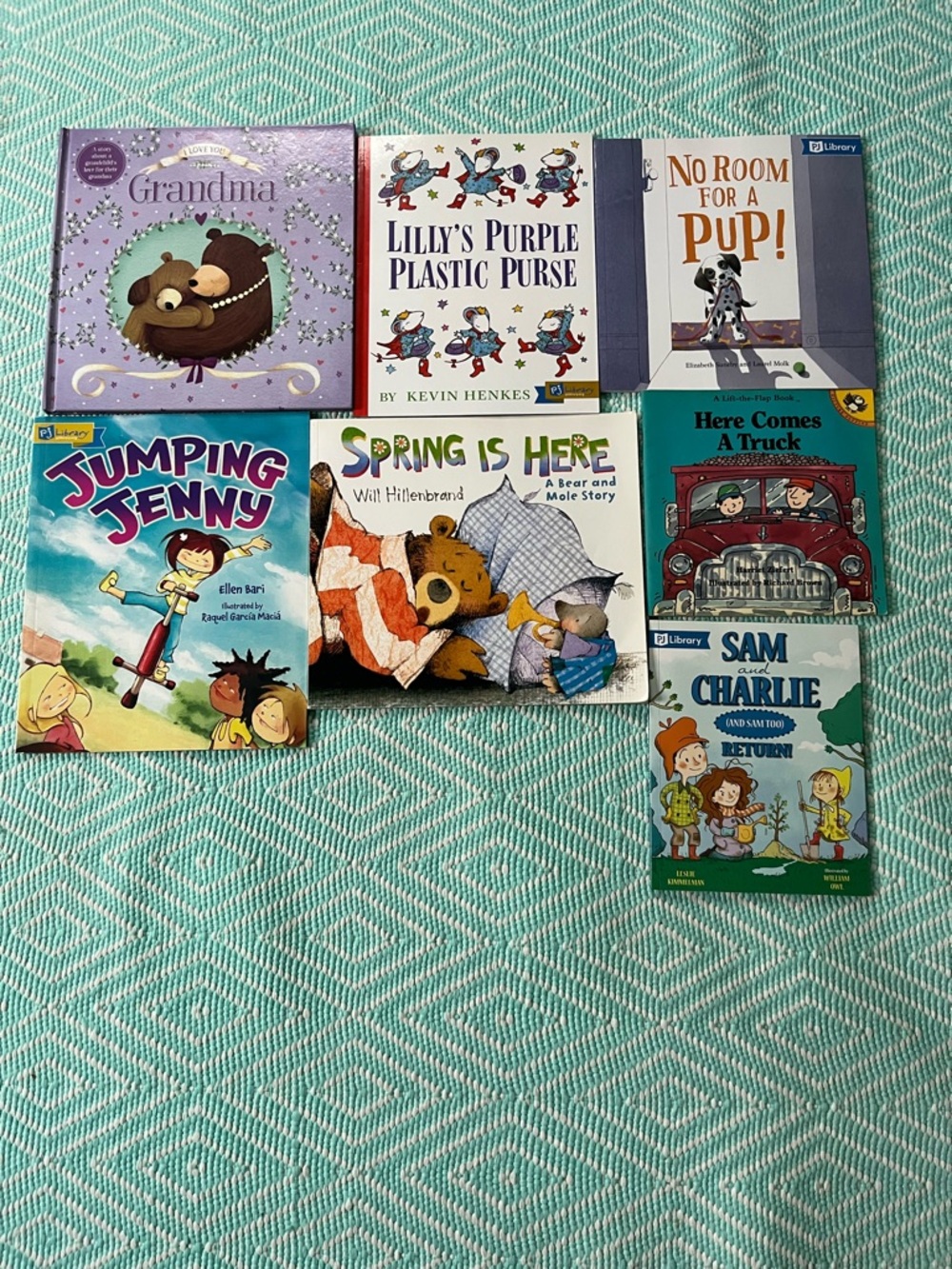 SET OF 7 PICTURE BOOKS!